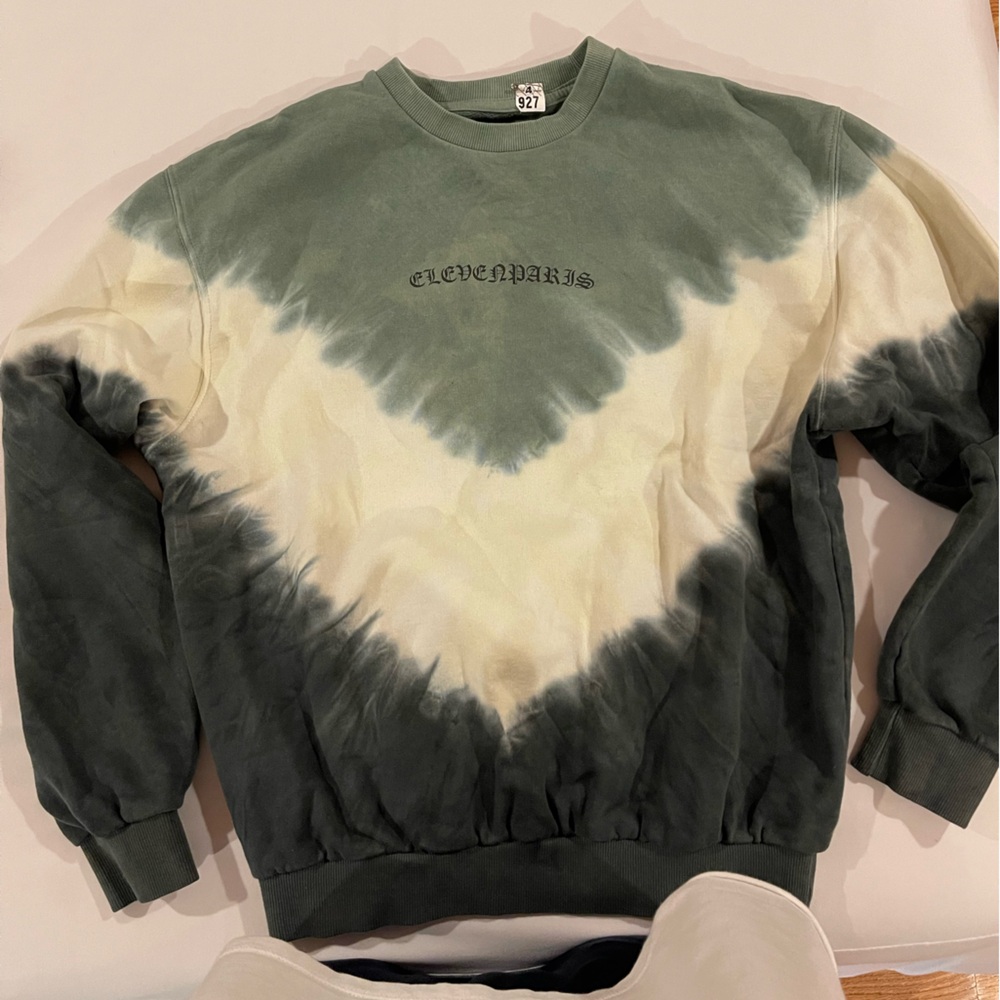 Reason Looney Tunes sweater (M)